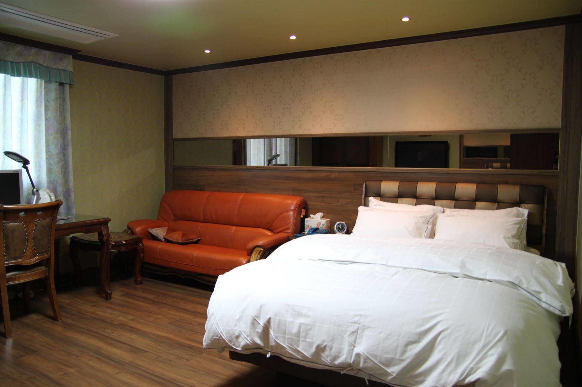 Gunsan Western Hotel Екстериор снимка