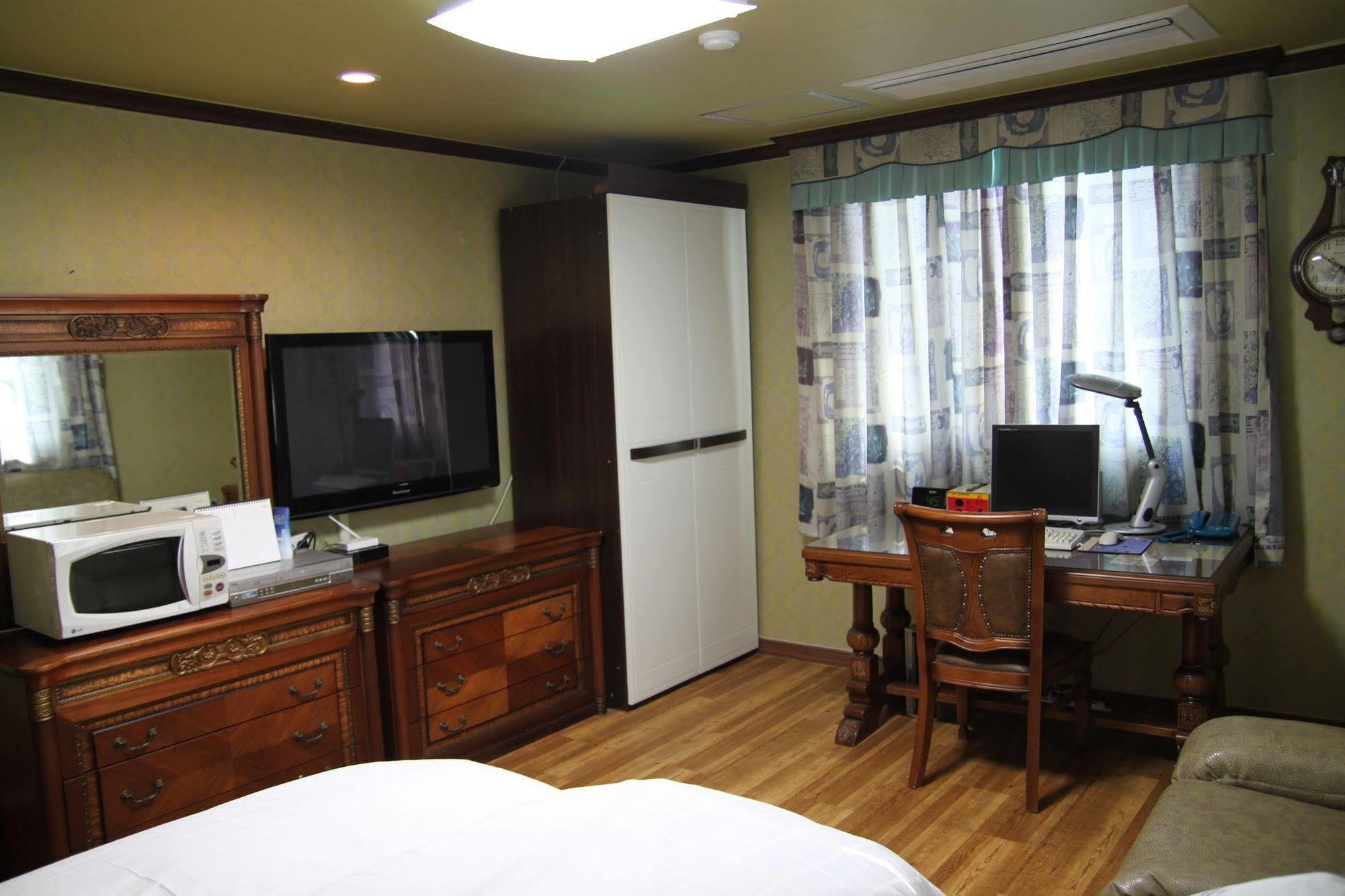 Gunsan Western Hotel Екстериор снимка