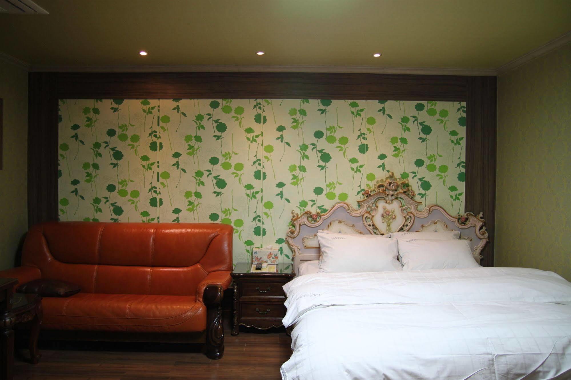 Gunsan Western Hotel Екстериор снимка
